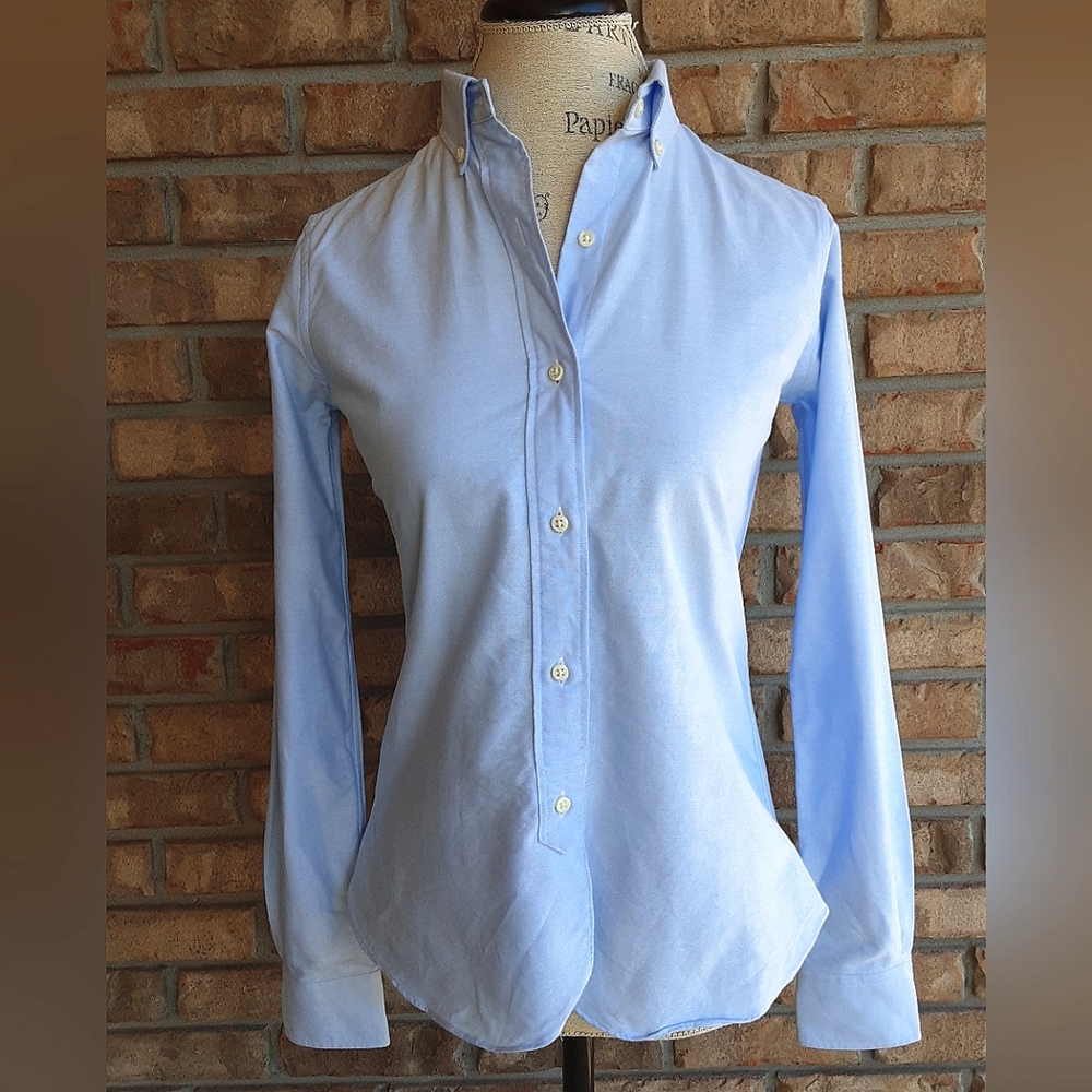 Ann Mashburn The Boyfriend Blue Polplin Button Down Shirt Size S.